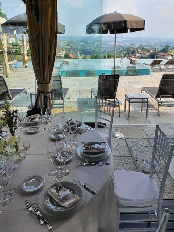 Hotel Villa Beccaris Monforte dʼAlba Exterior foto